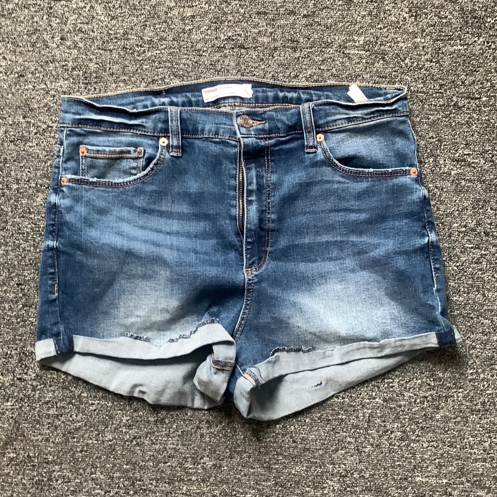 Size 13 garage Jean shorts